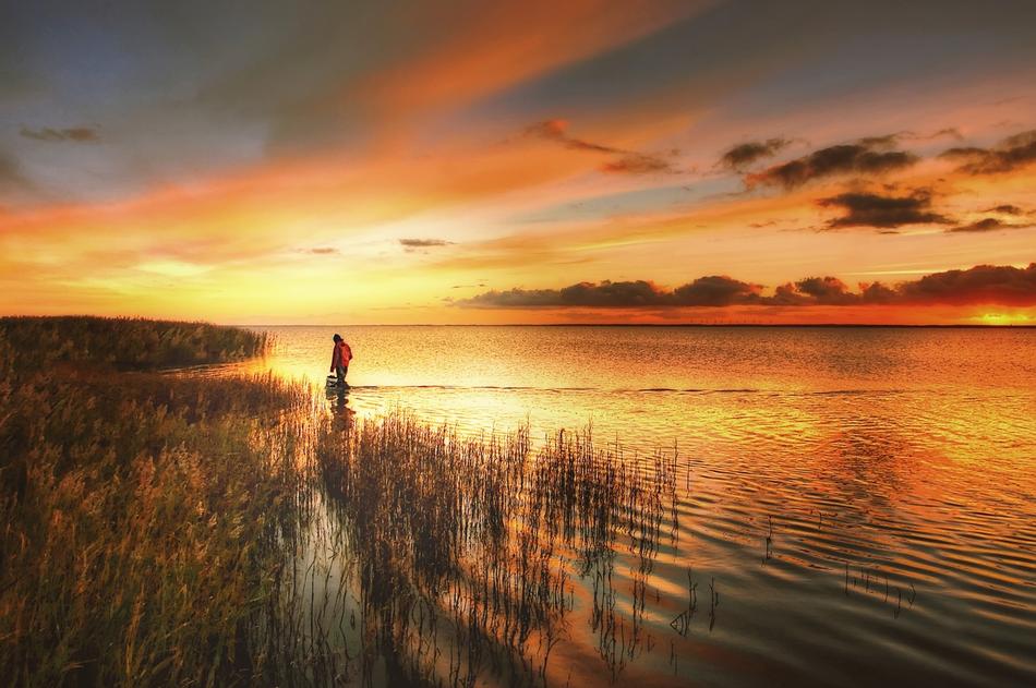 Fisherman Fjord water, scandinavia