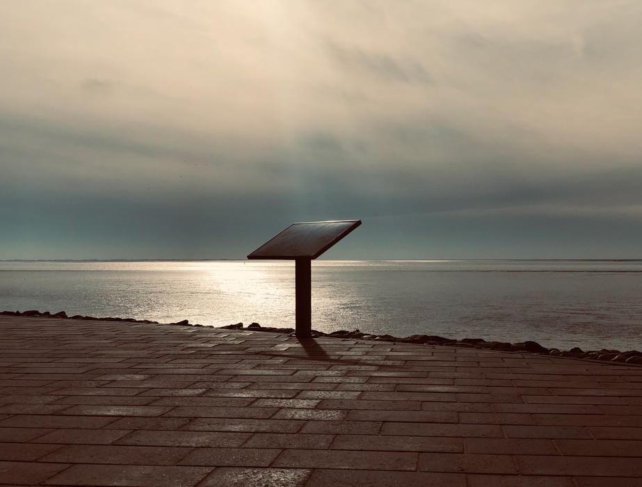lighting on the north sea coast