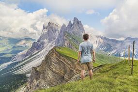 Adventure Climb Grass man