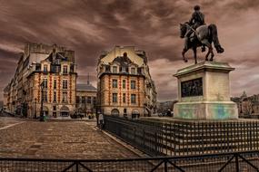 Seine Perspective buildings