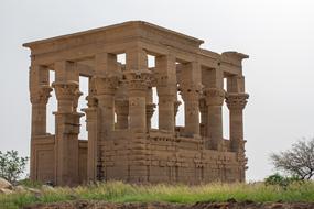 photo of the ruins of a temple in Egypt