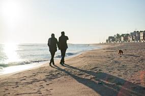 couple at Sea Water Nature
