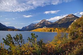panoramic view of a lake in alberta in autumn