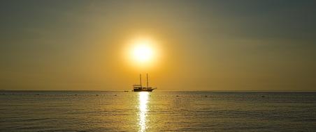 Sunrise Sun sailboat