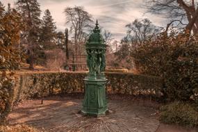 sculpture in the park in Nantes