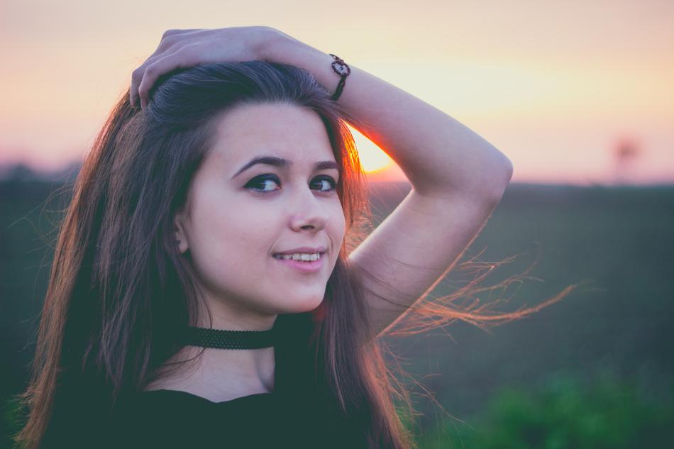 nice Girl Sunset