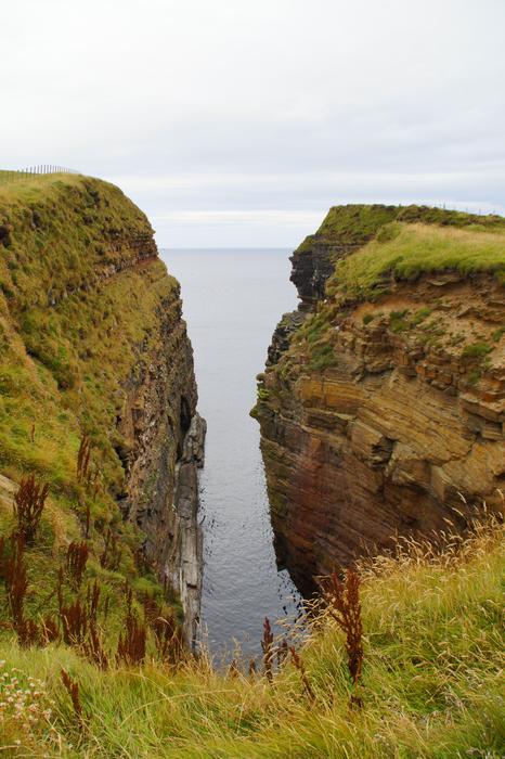 Green rocks over the Enge coast