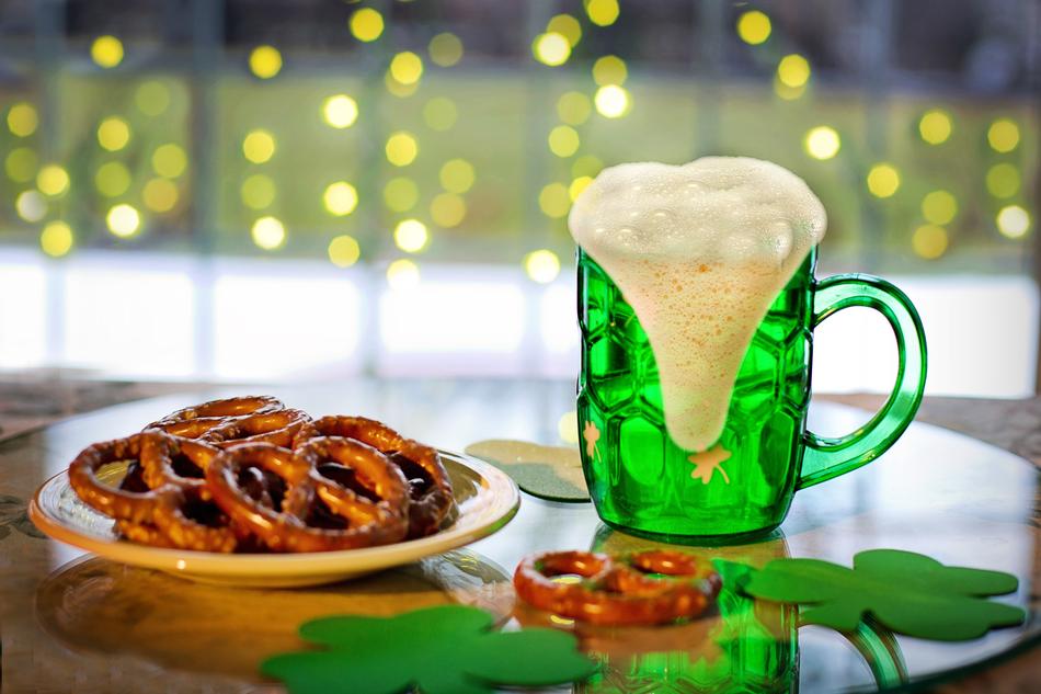 St.Patrick'S dau green beer