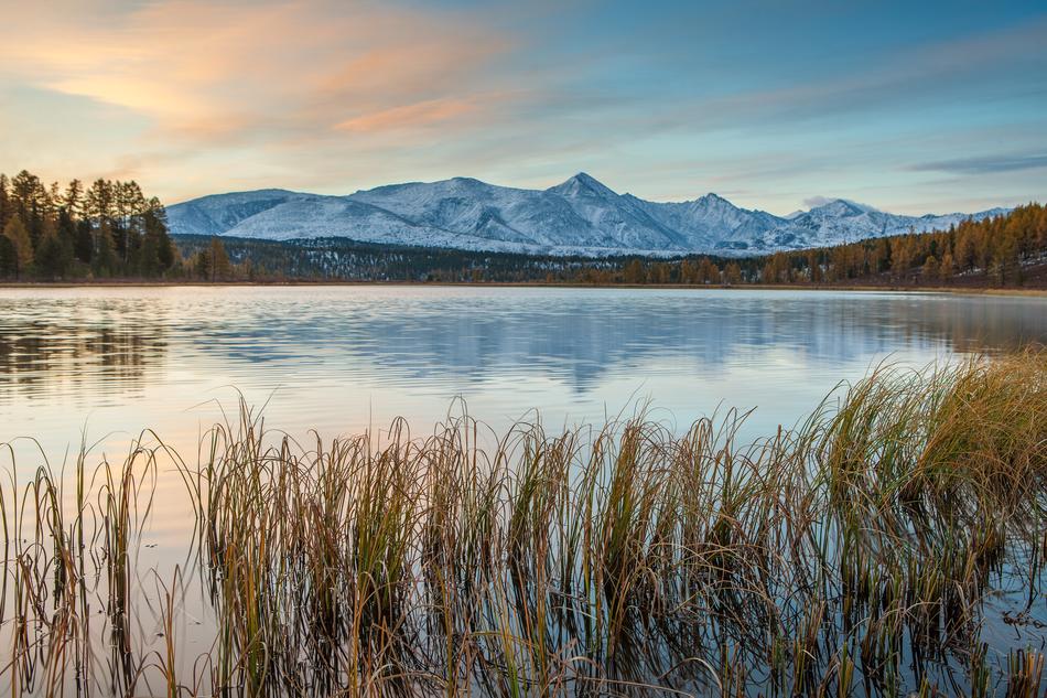 Altai Lake Mountains