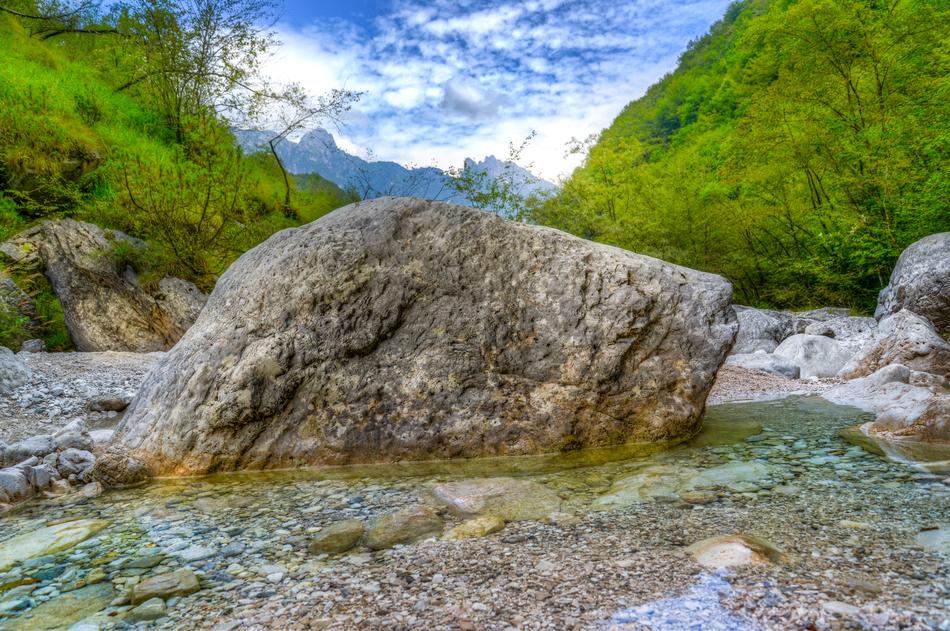 stones in the lake Lago Del Mis