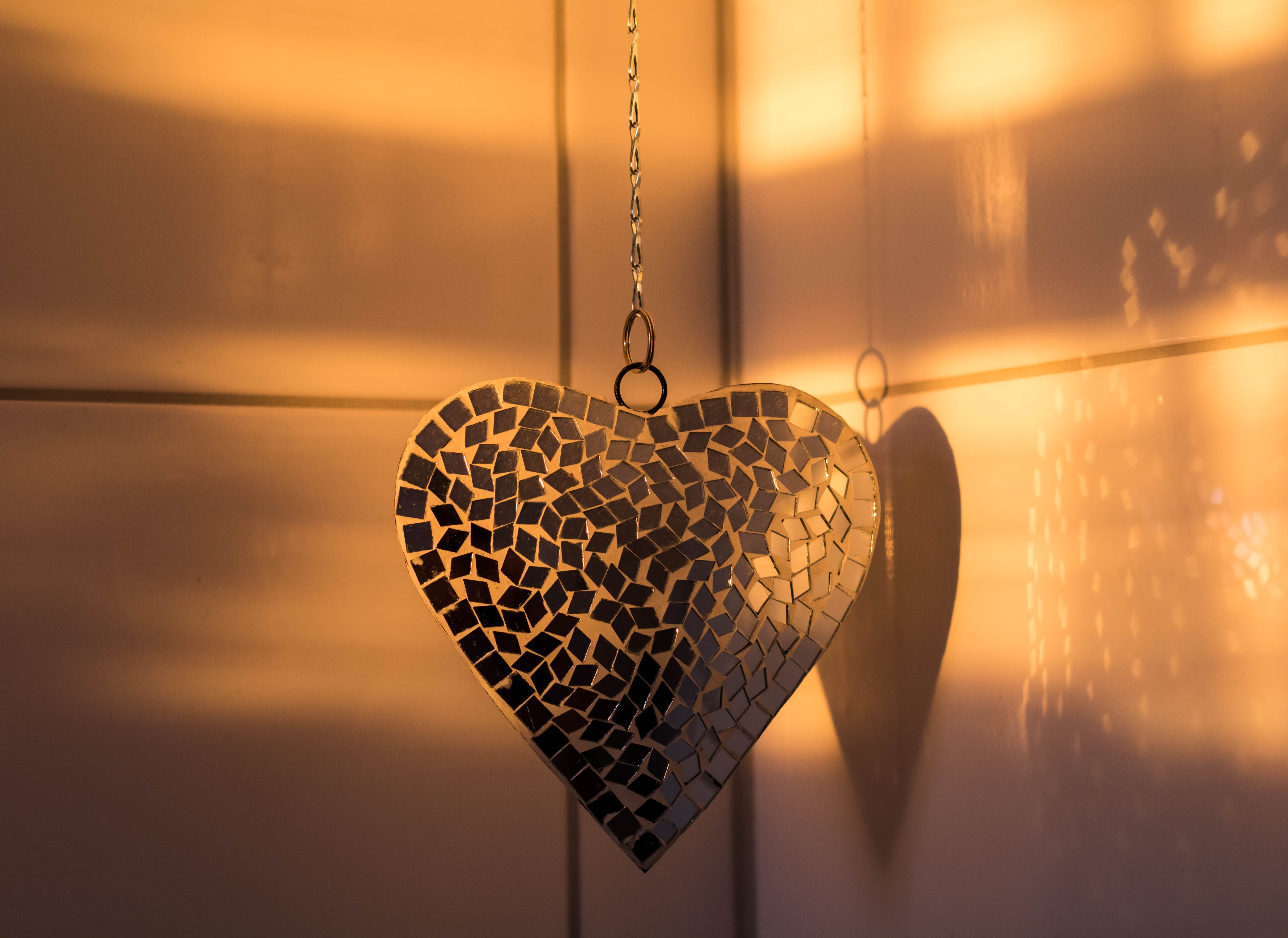 Gray heart. Сияющие сердца украшения. Сияющие сердце а внутри замок картинка. Heart photo Mazaika. 6x9 photo Heart.