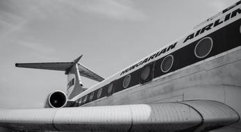 aircraft engine black white