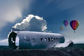 crash landing aircraft