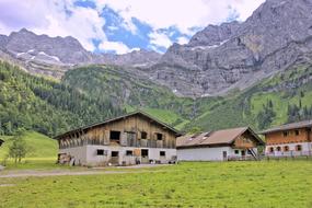 Mountain Nature House