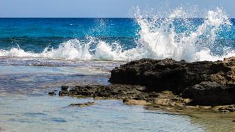 Wave Smashing Foam