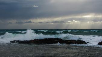 Wave Smashing Wind