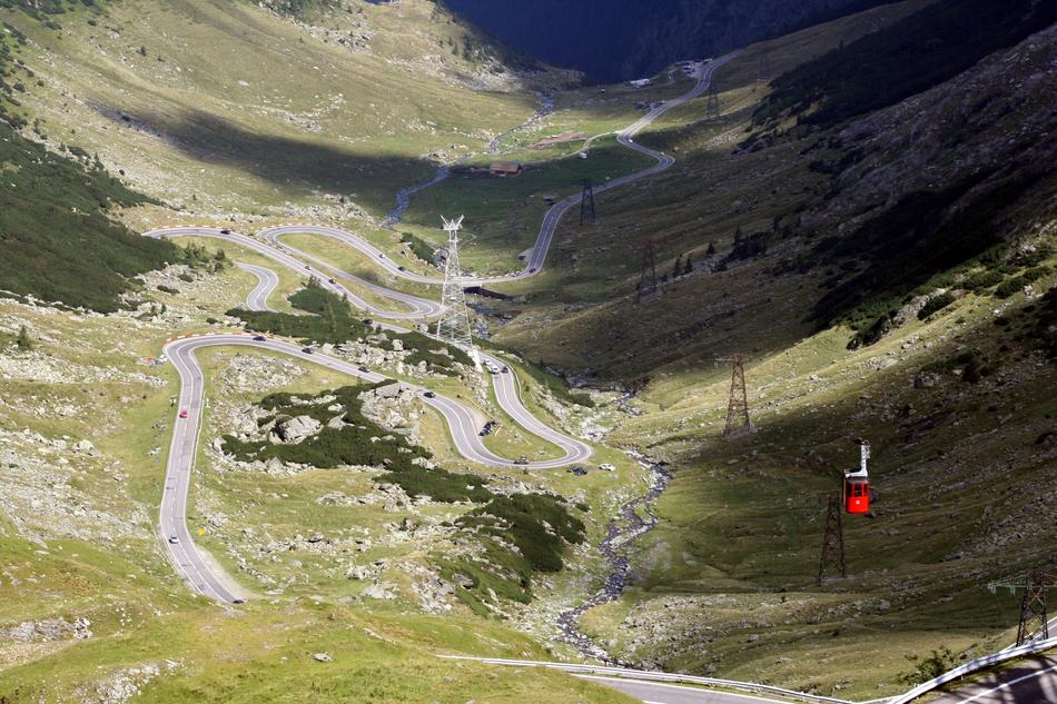 travel on the transfagarasan highway in Romania