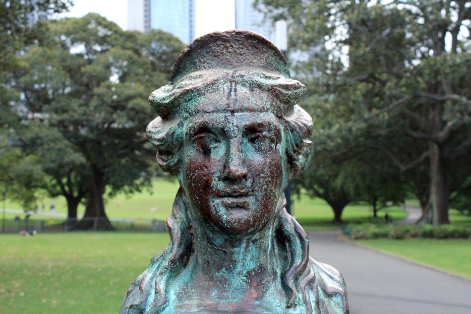 Sydney Australia Statue