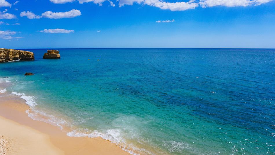 Horizon Blue Water
