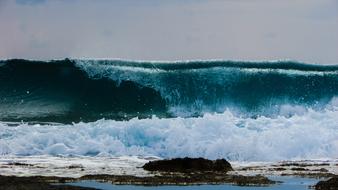 Wave Smashing Foam