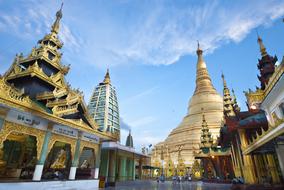Shwedagon Pagoda, golden stupa, Myanmar, Yangon