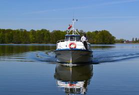 Water Ship