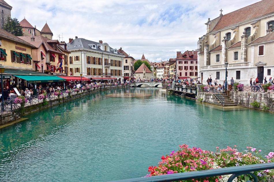 Canal City Tourism