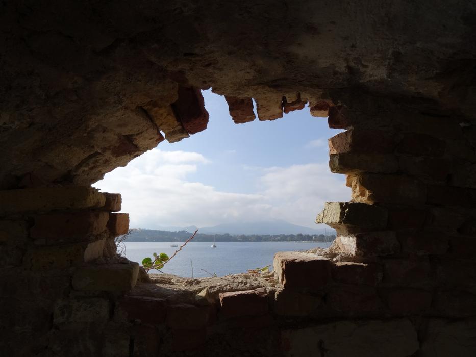 Hole Bricks Aperture