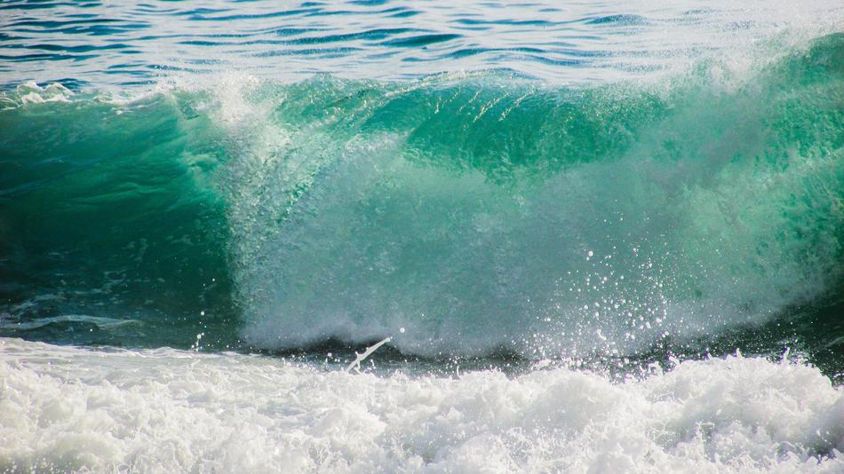 Wave Smashing Sea