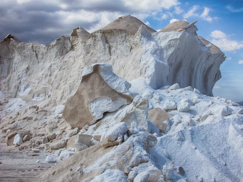 Salt Clouds Saline