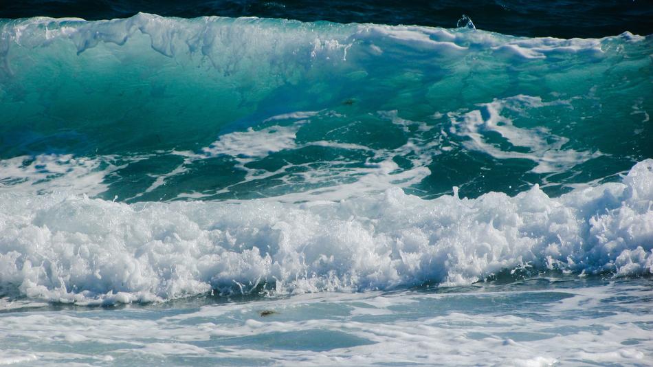 Wave Smashing Sea
