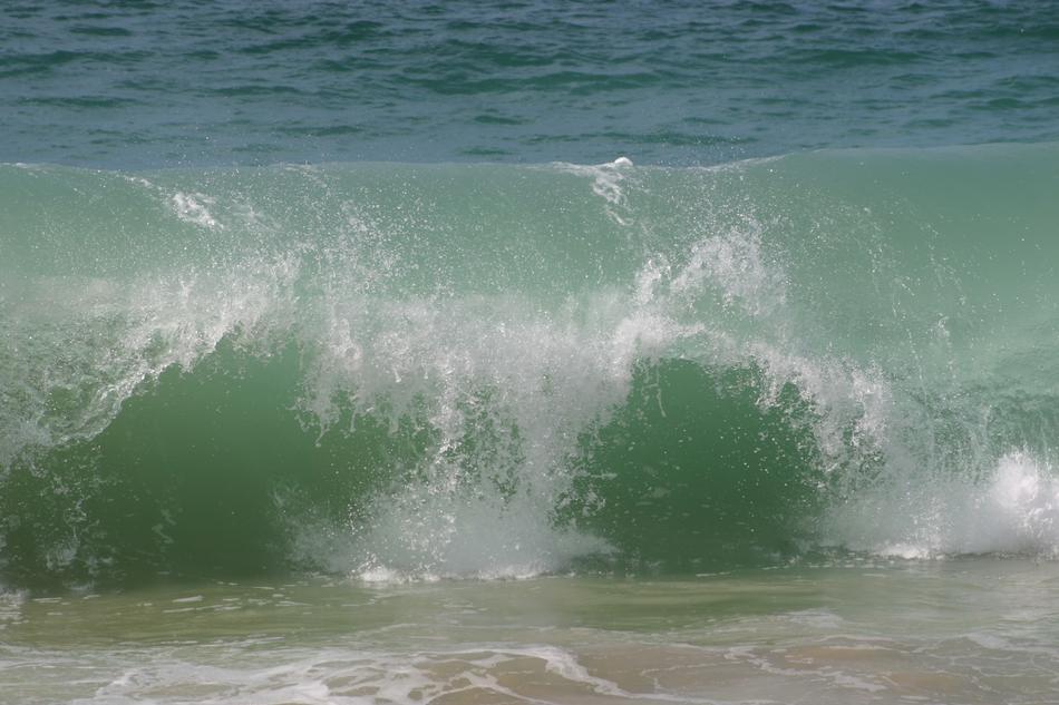 Wave Breaking Water