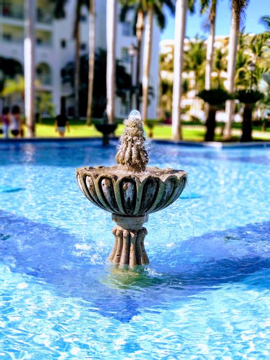 Source Hotel Holiday