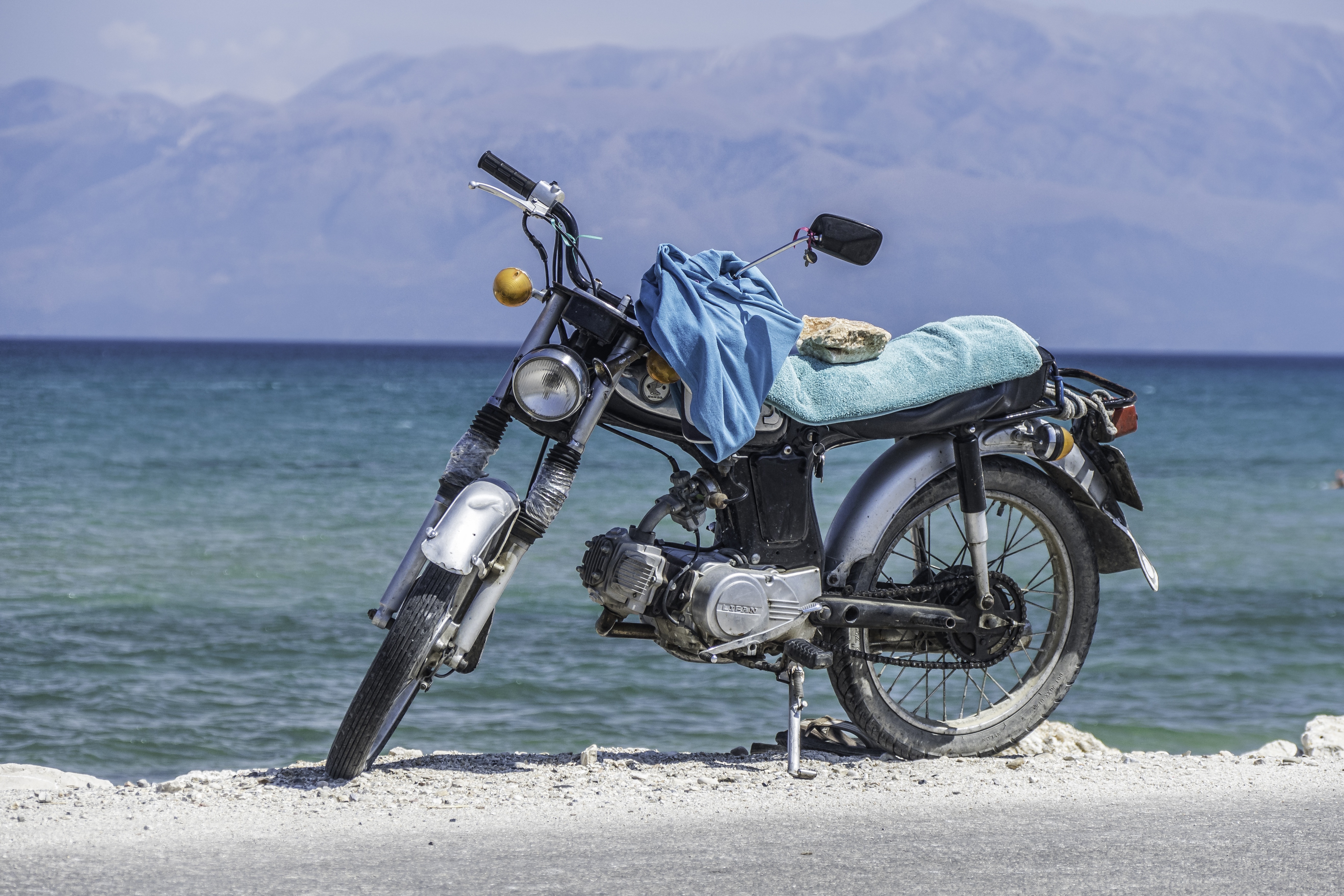 мотоцикл на пляже