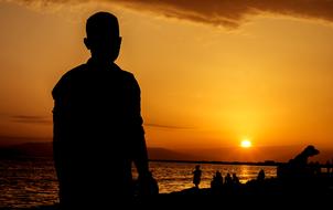Silhouette Sunset Red