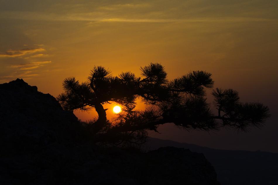 Crimea Botkin Path Dawn