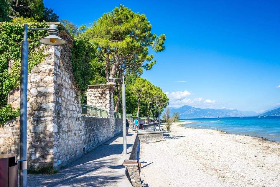 Lake Garda Sirmione Beach landscape