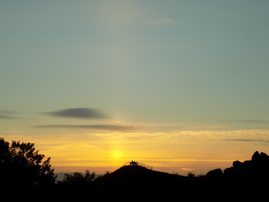 sunny horizon in the silhouette of rock