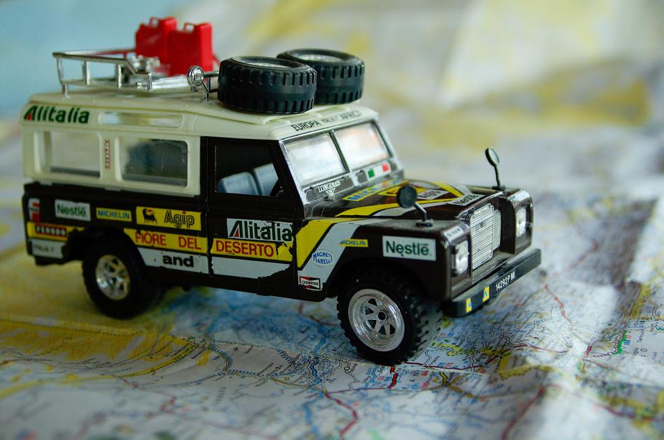 Land Rover Rally Raid Travel