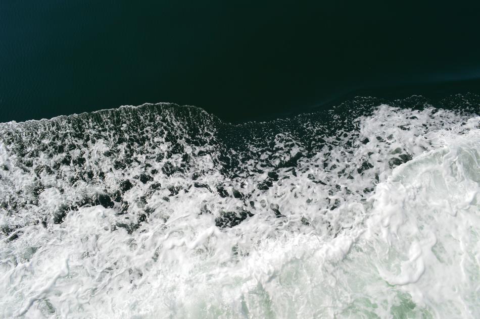 Sea Waves White