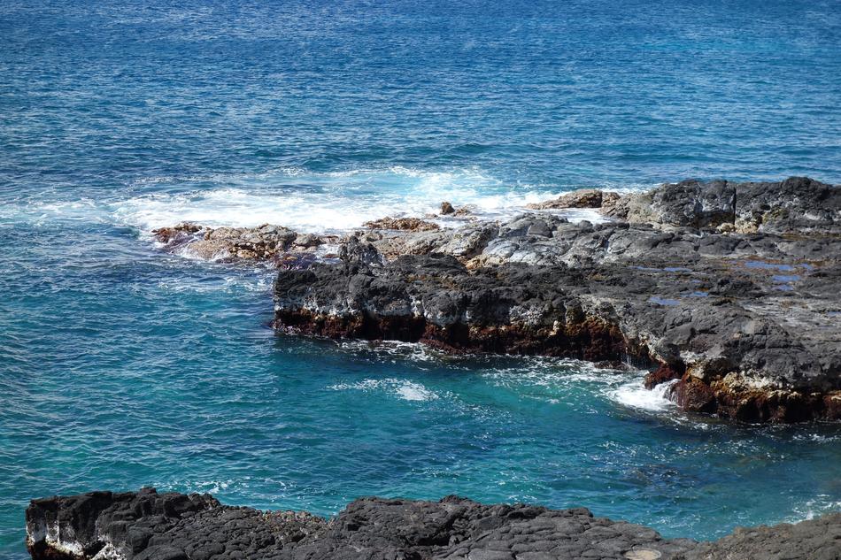 waves crashing against the rocks