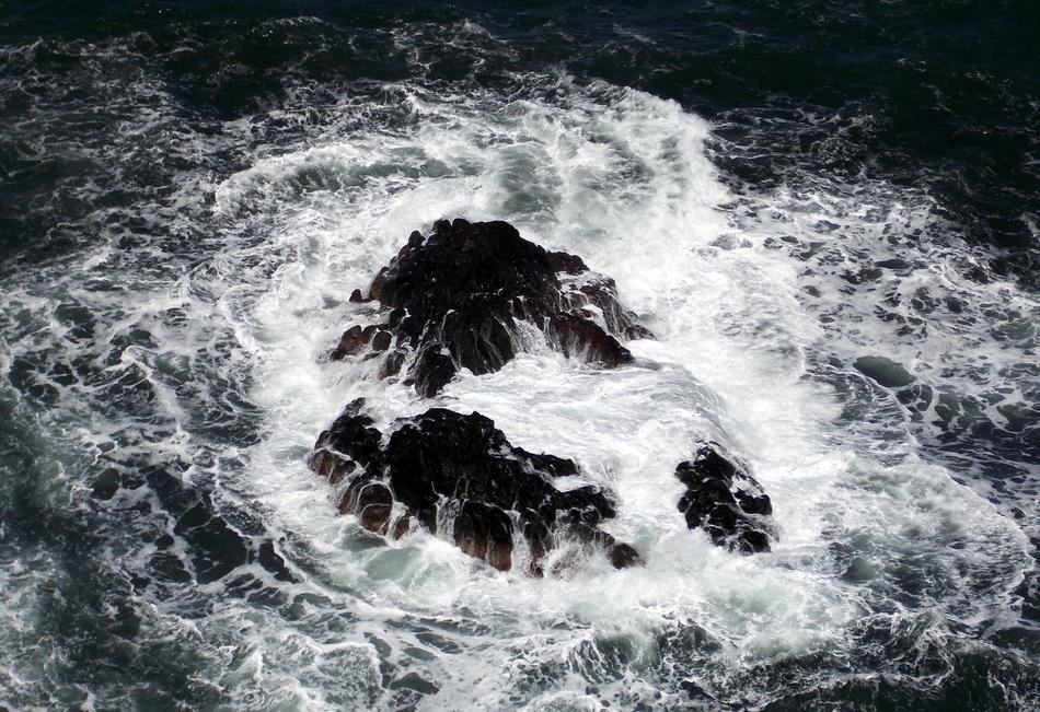 Sea Wave Spray Rock Of
