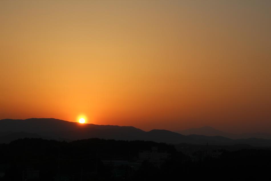 Sunset Glow Solar