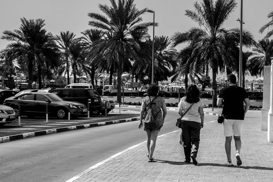 Dubai People Take A Walk