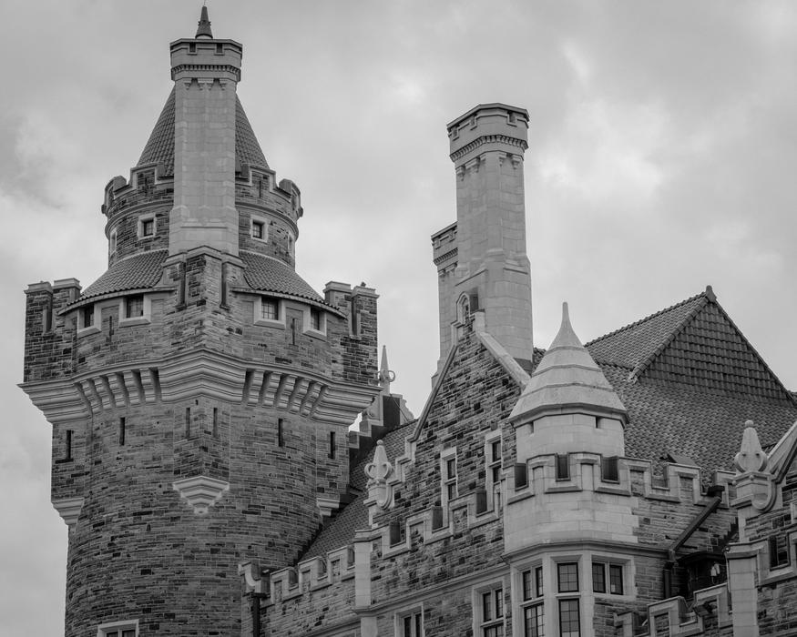 Black And White Castle