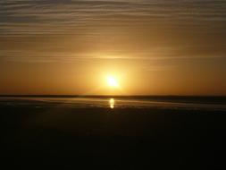Bright sun over the beautiful sea