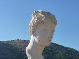 white stone head