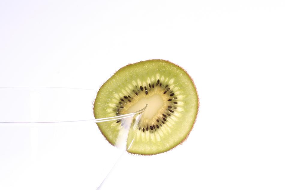 green sweet kiwi seeds
