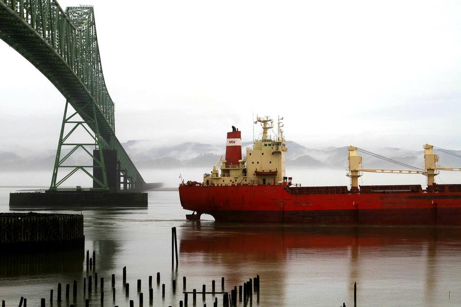The big corral sails from the port