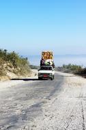 Auto Loading Travel
